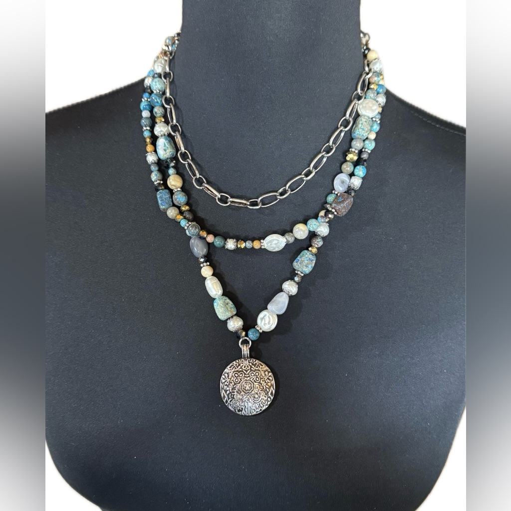 10” Shyanne Blue And Silver Layered Necklace